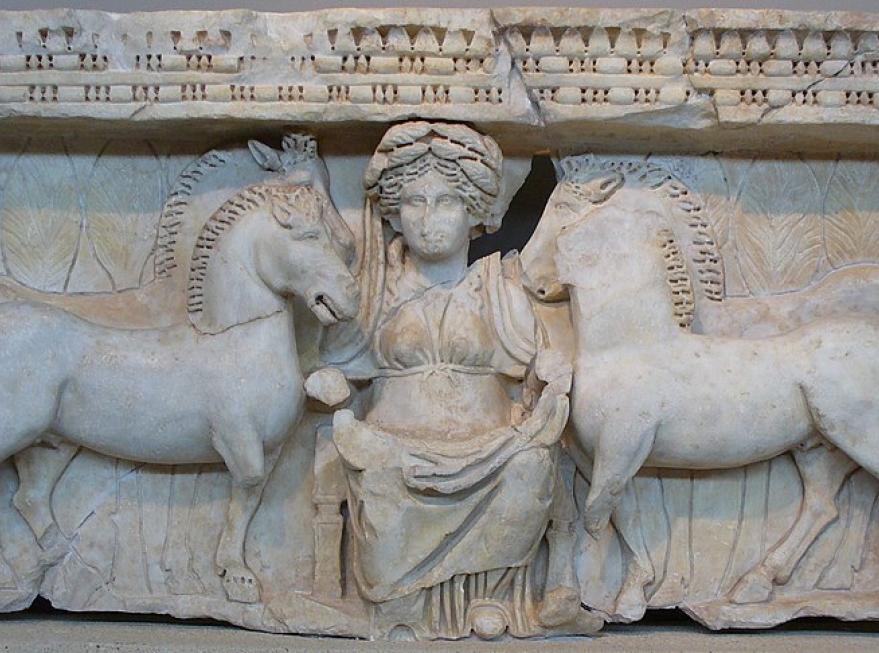 Statue de marbre d'Épona