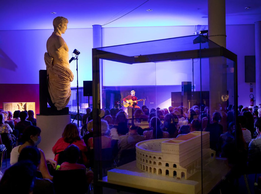 Concert des suds dans le musée 