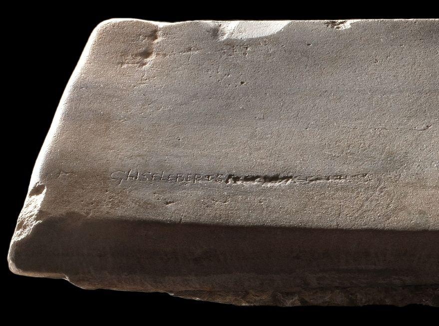 Sarcophage de Prométhée © Photo © Rémi Bénali