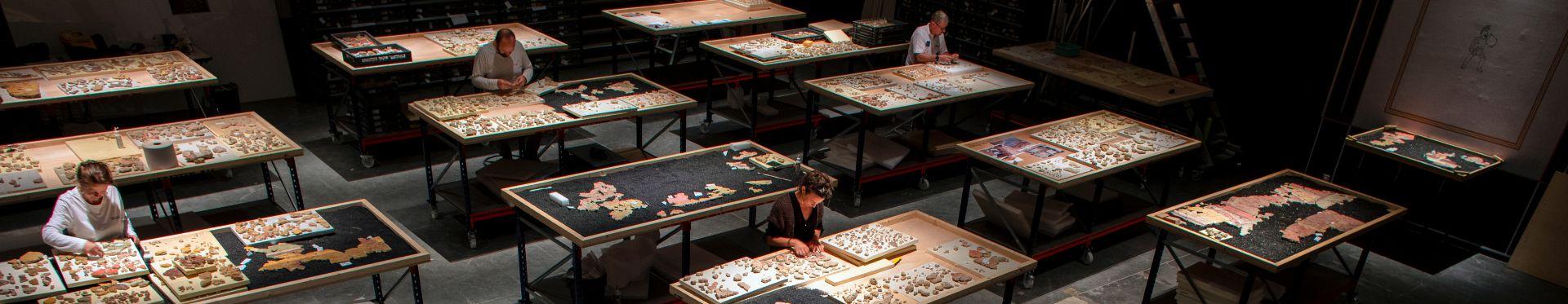 Au musée (2021), enduit peint en cours d'étude